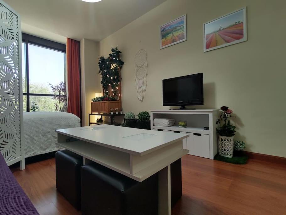Madrid Alcotour Apto Trabajo Y Relax アルコベンダス エクステリア 写真